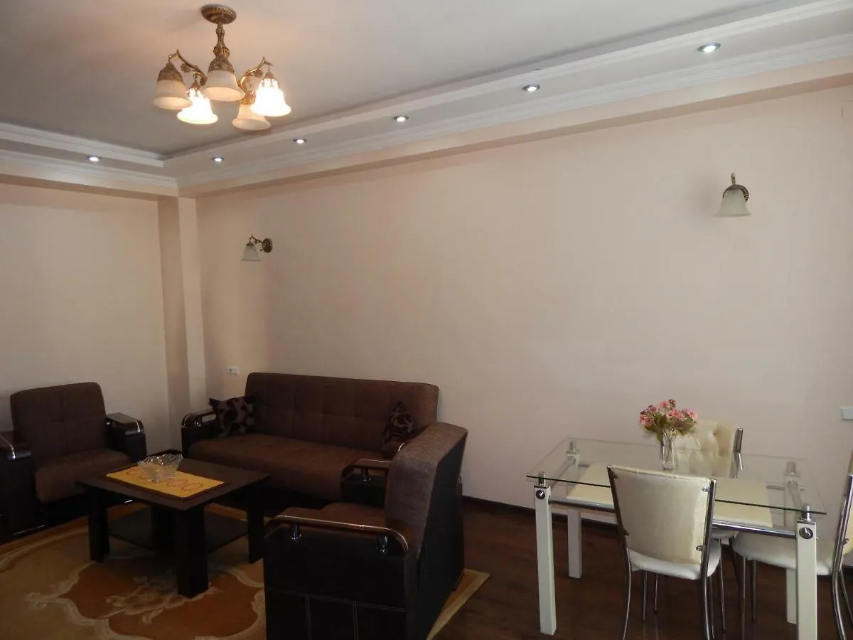 Apartment First Line From Sea Batumi