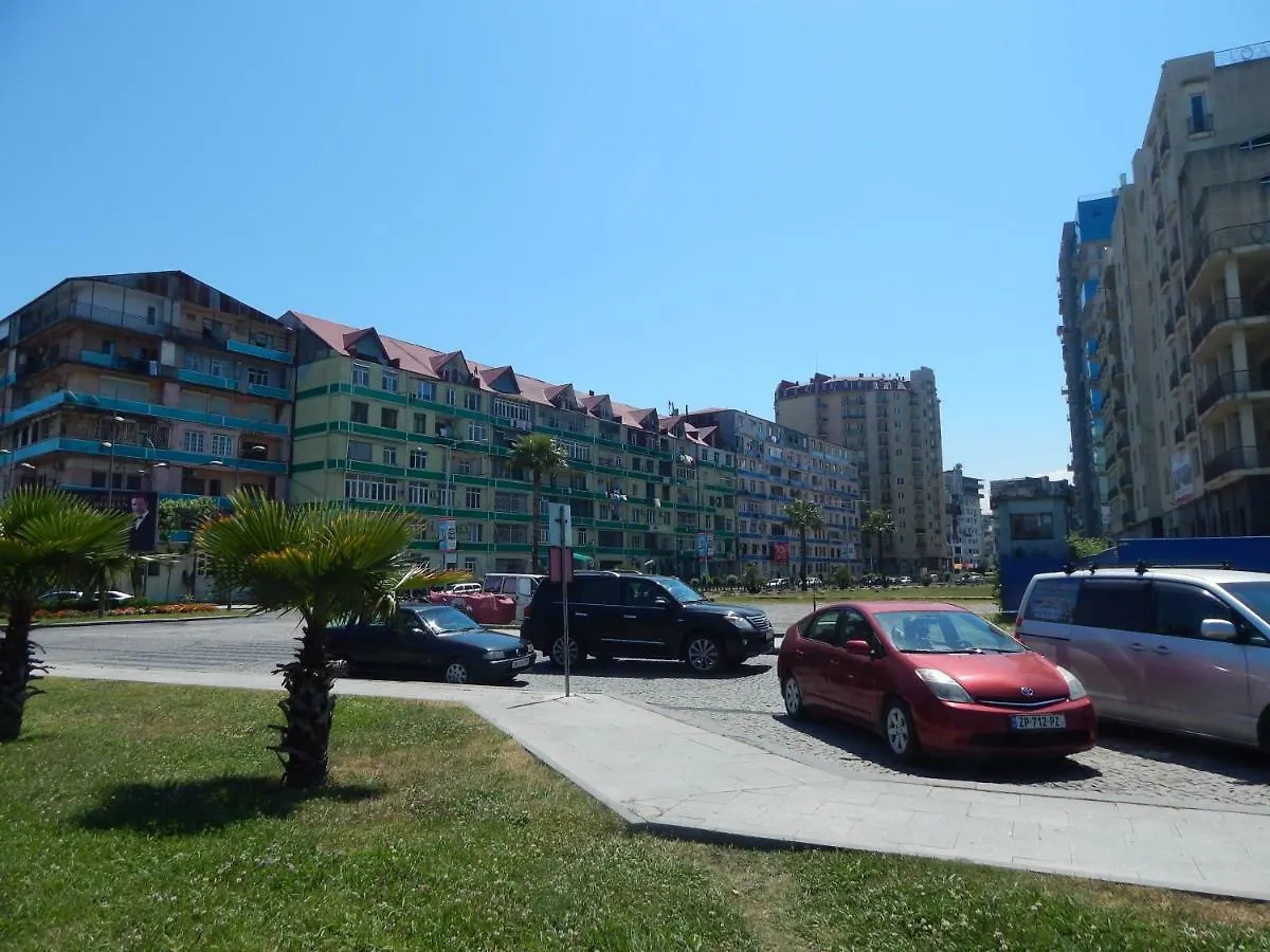 Apartment First Line From Sea Batumi