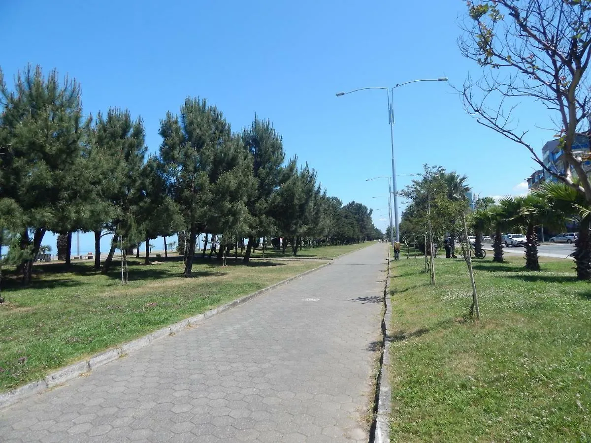 Apartment First Line From Sea Batumi